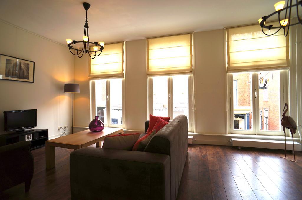 Stayci Serviced Apartments Noordeinde Χάγη Δωμάτιο φωτογραφία