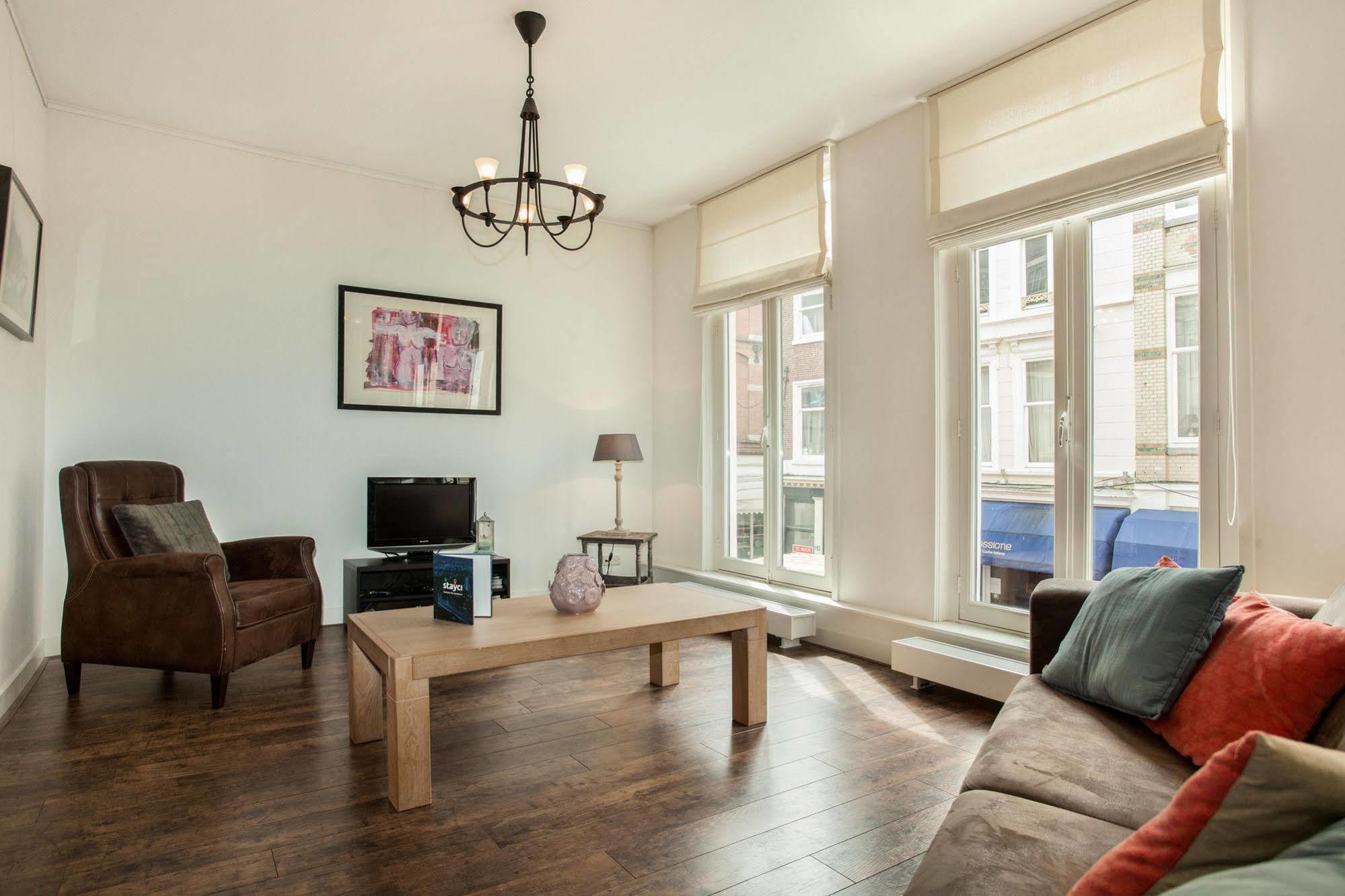 Stayci Serviced Apartments Noordeinde Χάγη Εξωτερικό φωτογραφία