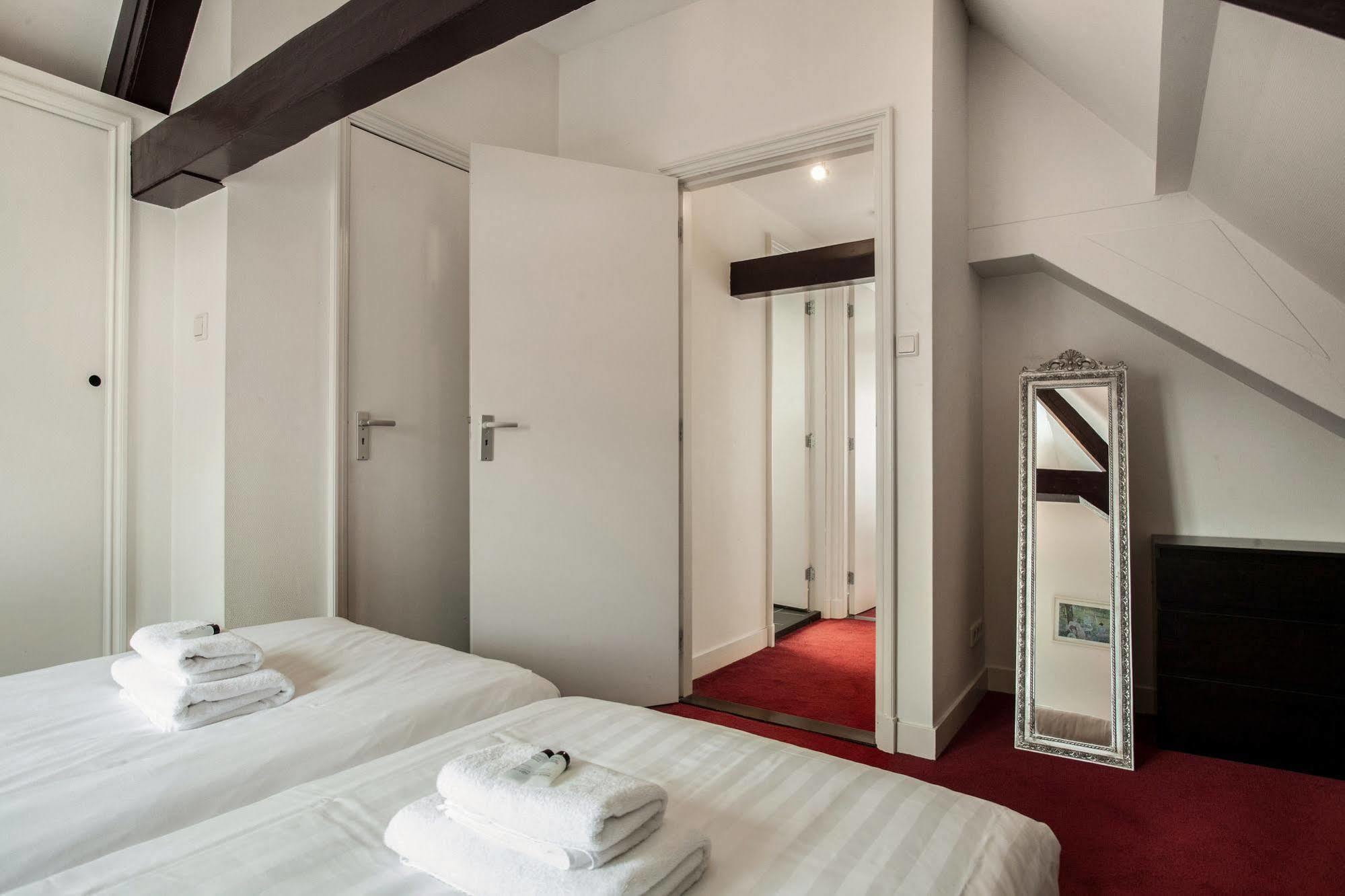 Stayci Serviced Apartments Noordeinde Χάγη Εξωτερικό φωτογραφία